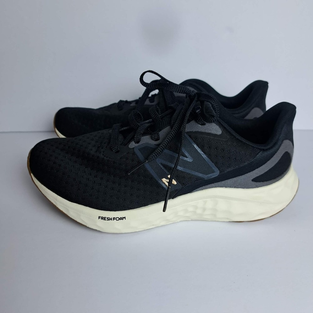 Women's New Balance Fresh Foam Arishi V4 WARISEK4 Black Running Shoes size 8D